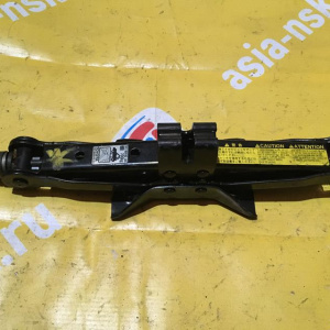 Домкрат Toyota Vitz/Platz/Funcargo NCP10/NCP12/SCP10/SCP11/SCP13/NCP20/NCP21 700 кг.
