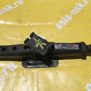 Домкрат Toyota Lite Ace/Town Ace CR30 1200 кг.