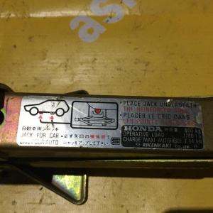 Домкрат Honda Stepwgn/Odyssey RF1/RF2/RF3/RA2 U0CA 800 кг.