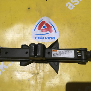 Домкрат Suzuki