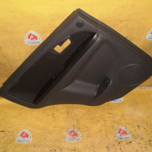 Обшивка двери Suzuki SX4 YC11S RHD зад, лев