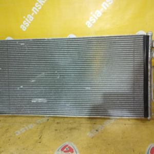 Радиатор кондиционера Lincoln UN173 Navigator '1997-2002