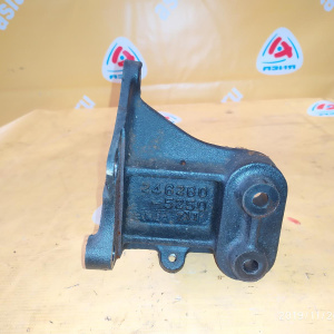 Крепление компрессора кондиционера Toyota/Hino N04C Dyna R н