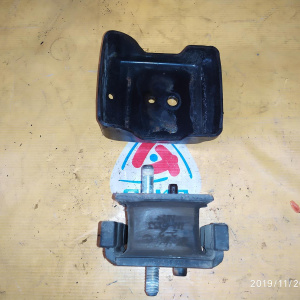 Подушка двигателя Toyota/Hino N04C Dyna XZU368 COMMON-RAIL L=R F / 1H-5153