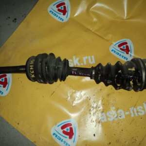 Привод Toyota KCH16/VCH16 Granvia/Grand Hiace F дефект пыльника