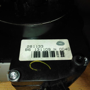 Блок подрулевых переключателей Peugeot 207 96661306XT +круиз (дефект фишки на AIRBAG)