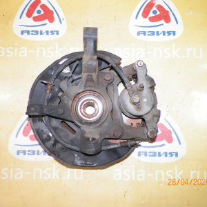 Ступица Toyota ZZE136/ZZE137/ZZE132/ZZE133 Voltz/Matrix перед, лев 2WD ABS. В сборе. Диаметр диска-275мм. 5шпилек. 43212-12370