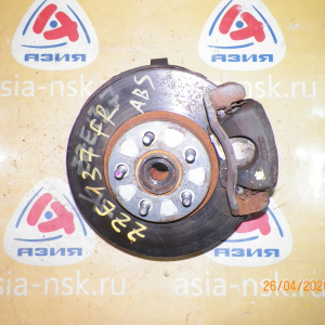 Ступица Toyota ZZE136/ZZE137/ZZE132/ZZE133 Voltz/Matrix перед, прав 2WD ABS. В сборе. Диаметр диска-275мм. 5 шпилек. 43211-12420
