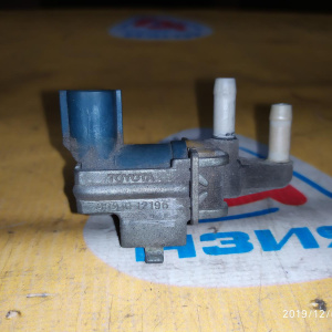Клапан вакуумный Toyota Estima MCR40 1MZ