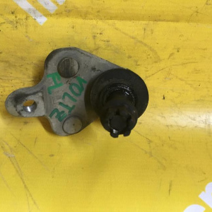 Шаровая Toyota ZZE136 Voltz F