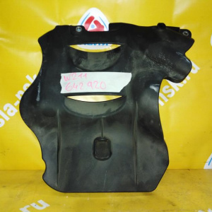 Накладка декоративная на двс Mercedes OM642D30/642.920 E-Class W211 спереди