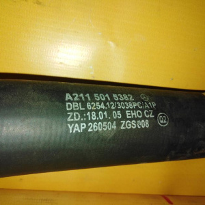 Патрубок радиатора Mercedes E-Class W211 OM642D30/642.920 L в F верхний слева E320 CDI