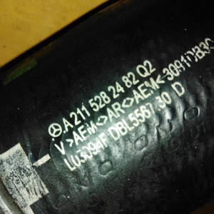Патрубок интеркулера Mercedes E-Class W211 OM642D30/642.920 L слева E320 CDI
