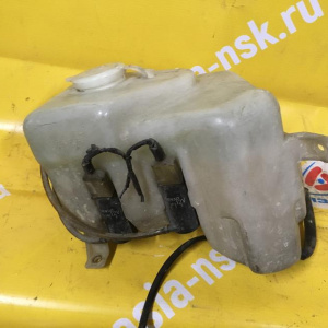 Бачок омывателя SUZUKI TA51W Escudo J20A '1994-1997