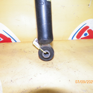 Амортизатор Nissan E12 Note R