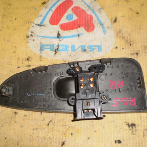 Пульт стеклоподъемника HONDA CR-V RD5 зад, прав