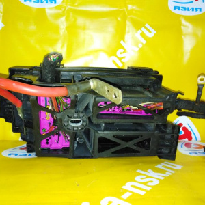 Блок предохранителей Opel Astra H A04/L35/L48 2H9/Z18XE Под капотом большой HB 13206754 '2005