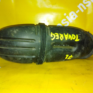 Патрубок воздушного фильтра Volkswagen AZZ Touareg 7LA '2001-2005 гофра 3.2 V6 VAG