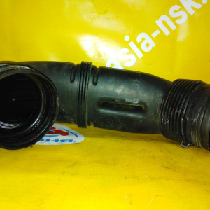 Патрубок воздушного фильтра Volkswagen AZZ Touareg 7LA '2001-2005 гофра 3.2 V6 VAG