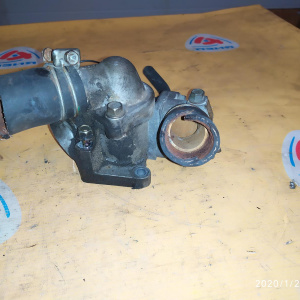 Корпус термостата Mitsubishi Chariot/RVR N43W/N23W 4G63 DOHC