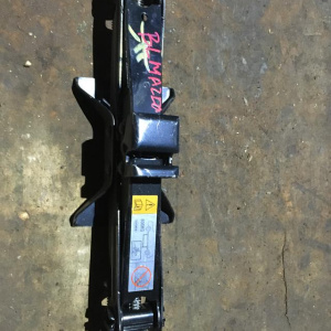 Домкрат Mazda Axela BL 800кг.