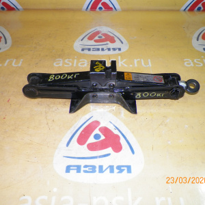 Домкрат Mazda Axela/Premacy BL5FP/BLEAP/BLEFP/BL3FW/BL5FW/BLEAW/BK3P/BK5P/BKEP/CREW/CR3W C24337790. GJ6A37790 800кг.
