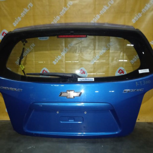 Дверь задняя Chevrolet Aveo T300 '2011-2016 спойлер
