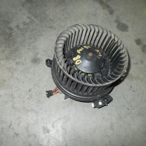 Моторчик печки Audi B6/8E2/B7/8EC A4 '2001-2008 (дефект крыльчатки) LHD-левый руль 8E1820021A 8E1820021E