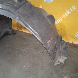 Подкрылок Chevrolet Aveo T300 '2011-2016 перед, лев в сборе 2 части 95479569