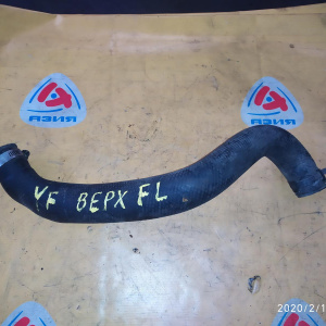 Патрубок  радиатора Mazda/Ford YF4715186A Tribute#Escape/Maverick EPEWF/TM1 YF L в F 2.0L верх на корпус термостата