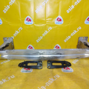 Жесткость бампера Audi 8K807113B A4/A5 B8/8K2 '2007-2012 F в сборе с креплениями