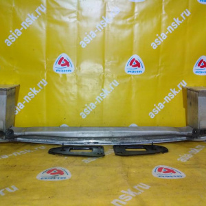 Жесткость бампера Audi 8K807113B A4/A5 B8/8K2 '2007-2012 F в сборе с креплениями