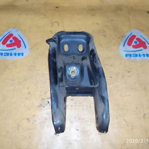 Крепление подушки ДВС Honda F22B Accord CD5 перед. F