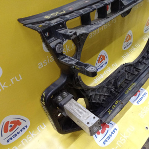 Рамка радиатора Audi A6 C6/4F2/4F5/4FH '2004-2011 2.0 R4 2.4-3.2 V6 в сборе с замком и креплениями 4F0805594D