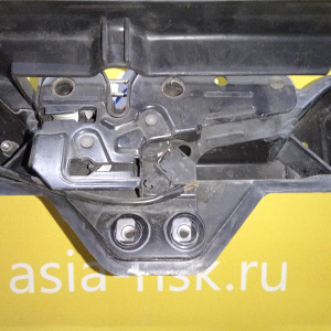 Рамка радиатора Audi A6 C6/4F2/4F5/4FH '2004-2011 2.0 R4 2.4-3.2 V6 в сборе с замком и креплениями 4F0805594D