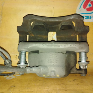 Суппорт Mercedes W246 B-Class M270E16/270.910 '2012- перед, прав под диск 295х28 A0004217481