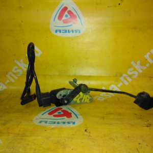 Датчик уровня кузова Mercedes E-Class W211/S211 R с тягой и креплением на задний мост A0105427717