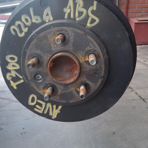 Балка Chevrolet T300 Aveo LDE/F16D4 '2011- в сборе (барабан, ABS) R 95182618