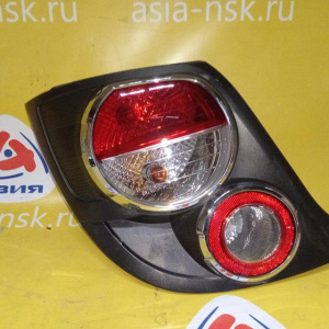 Стоп Chevrolet Aveo T300 '2011-2016 L Хэтчбек, окантовка хром, правый руль-задний ход 13161