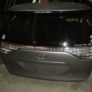 Дверь задняя TOYOTA Estima ACR50 HYBRID  вст.28-197 спойлер,камера