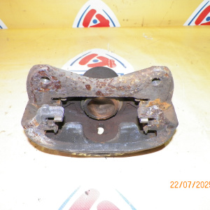 Суппорт Toyota AE101/AE111 Corolla/Sprinter Carib/Corolla Ceres/Corolla Levin/Sprinter Trueno перед, лев 54-18 диск 258x18 мм. 18V-G