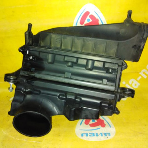Корпус воздушного фильтра Mercedes E-Class W211 OM642D30/642.920 Правый A6420901601 R A6420904001