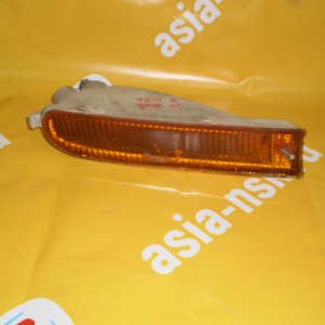 Повторитель в бампер TOYOTA 42-4 прав RAV4 SXA10 '1995 деф.стекла