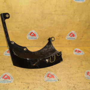 Накладка 5-й двери Toyota RAV4 ACA30 дефект 76804-42010
