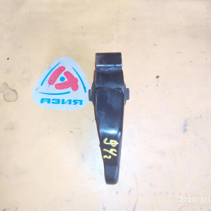 Подушка двигателя Nissan VE30 Maxima J30 a/t перед, лев 11221-96E11