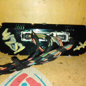 Блок управления климат-контролем Mercedes W164/W251 M-Class RHD-правый руль A2518208389 A2518707689