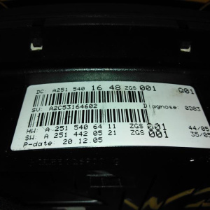 Панель приборов Mercedes R-Class W251/V251 260 km/h 118000 km A2515401648