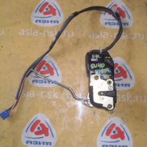 Замок двери Toyota SV40 Vista Hardtop (7 контактов) перед, прав 69030-32280