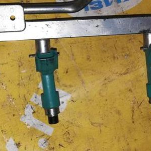 Форсунка Suzuki J24B Escudo TDA4W 15710-78K00