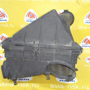 Корпус воздушного фильтра Mercedes M-Class W163 M113 A1635050360